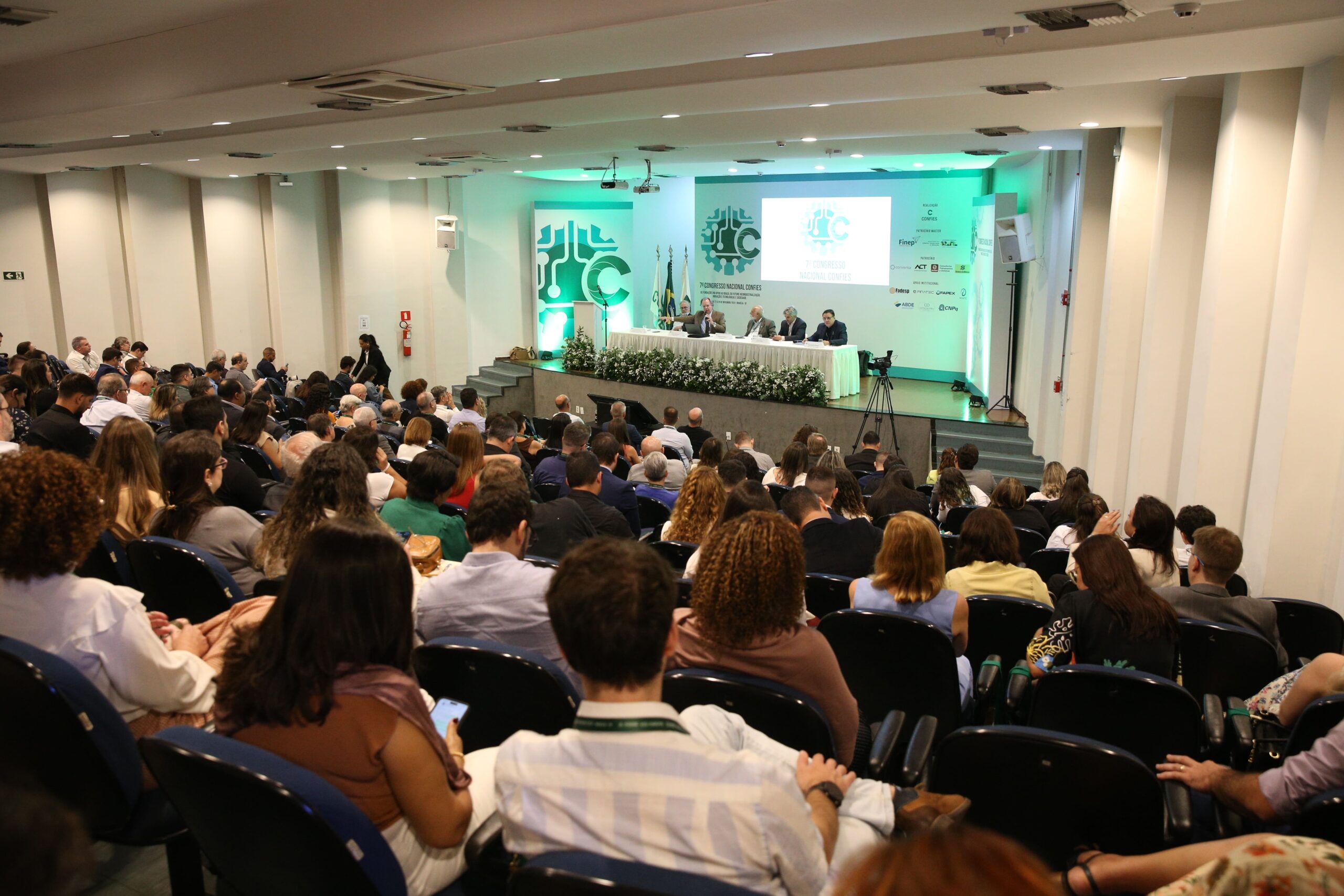 8º Congresso Nacional do Confies debate inovações tecnológicas, sustentabilidade e o papel das fundações de apoio na sociedade