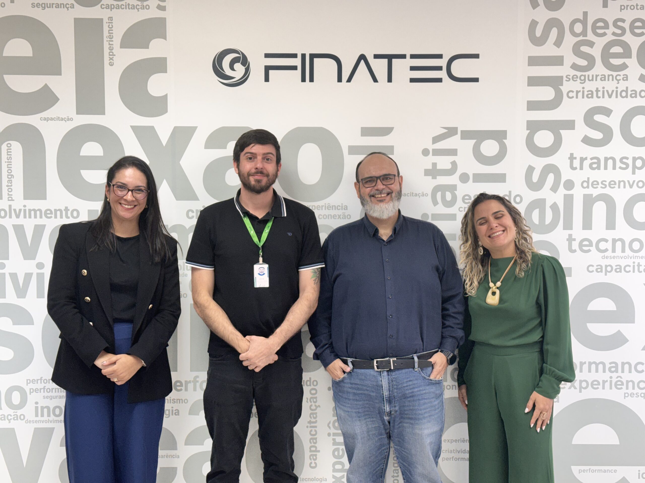 Finatec recebe representantes da Conab para troca de experiências sobre atuação de fundações de apoio